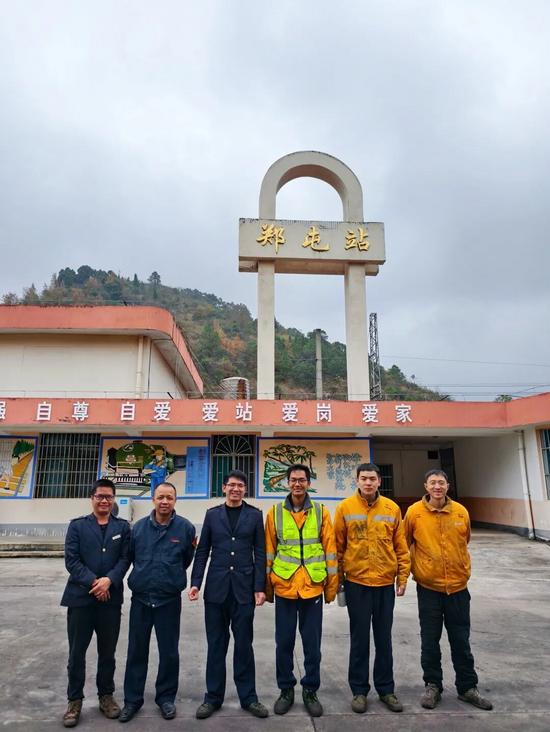 铁路人的2025年,竟然藏着这么多不为人知的秘密(图9) 铁路人的2025年,竟然藏着这么多不为人知的秘密(图9)