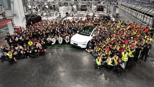 E周看点 | 小米直播“拆车”，一汽37亿入股零跑