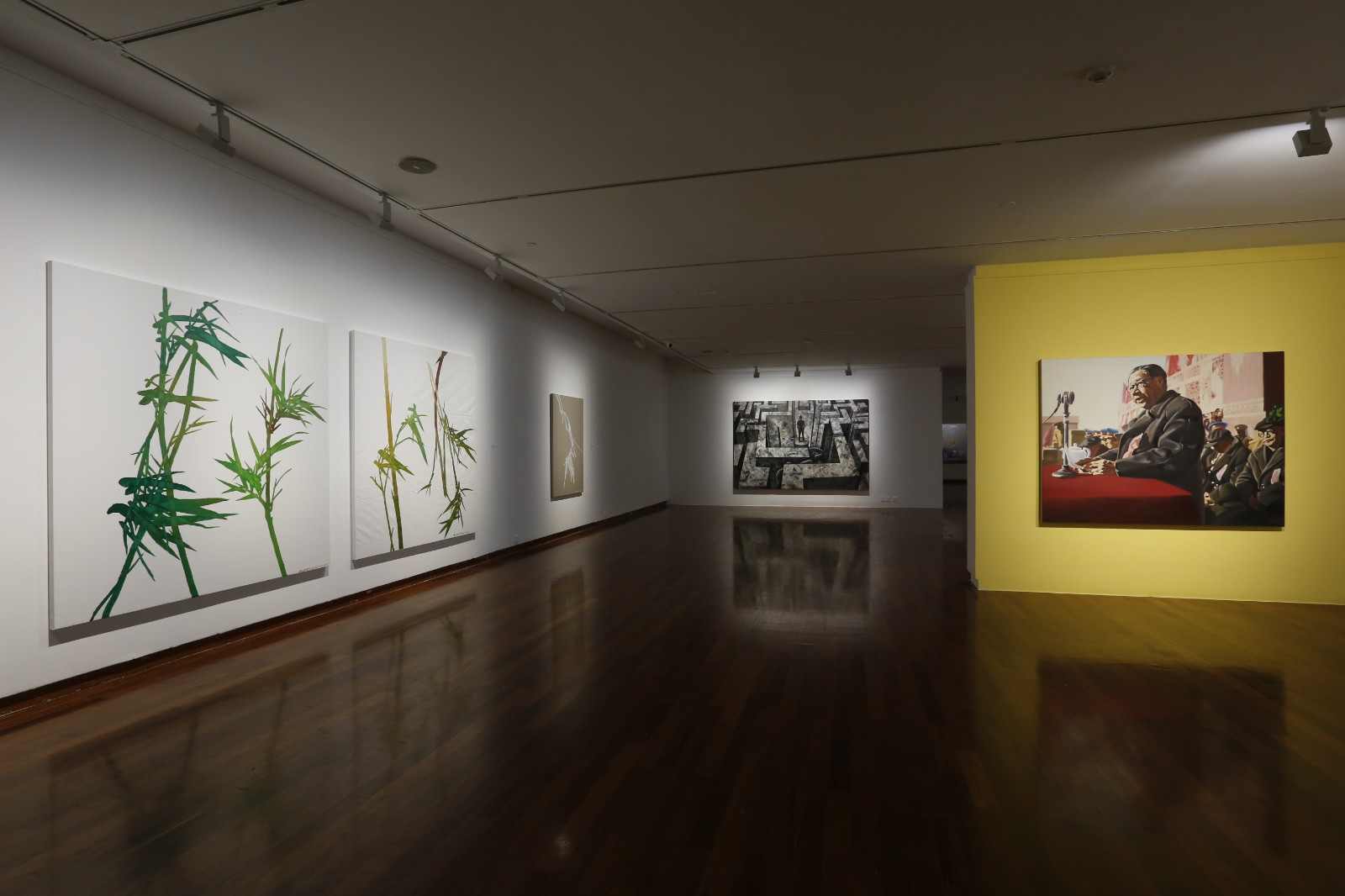 “穿过冻土、荒漠与冰川——第五届全球华人艺术展”展览现场3.JPG 全球华人艺术展论坛探讨流动视界与艺术创作(图7)