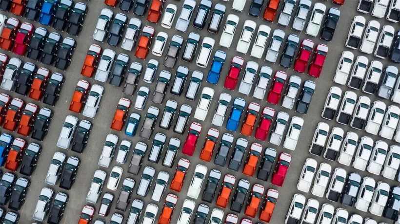 2025十大事件，回顾中国汽车的攀高之年