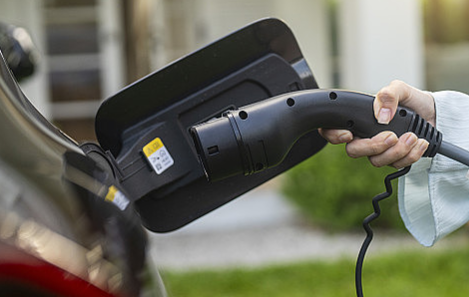 2025年终盘点：智能化突破“临界点”，中国汽车产业迎来范式转换(图2)