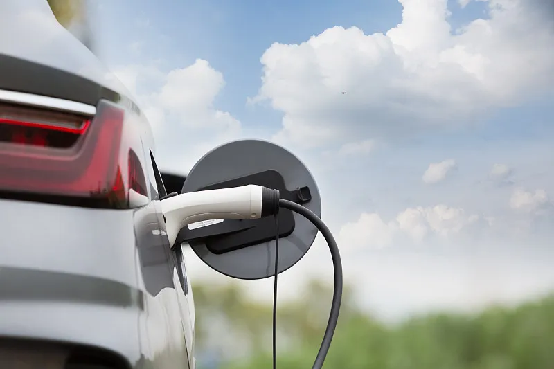 备战新周期:车企年末密集落子,勾勒2026年战略进攻图景(图1) 备战新周期:车企年末密集落子,勾勒2026年战略进攻图景(图1)